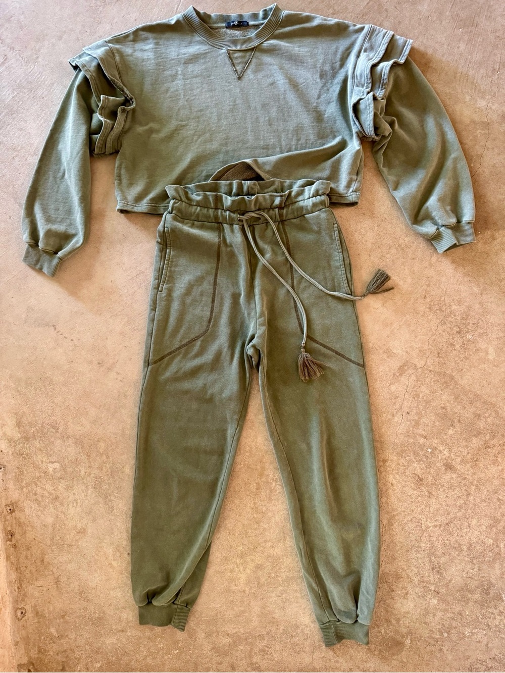 7 For All Mankind Olive Green Cropped Sweatshirt & Jogger Set - size XS/S